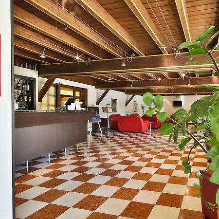 Best Western Titian Inn Hotel Treviso Silea Exterior photo