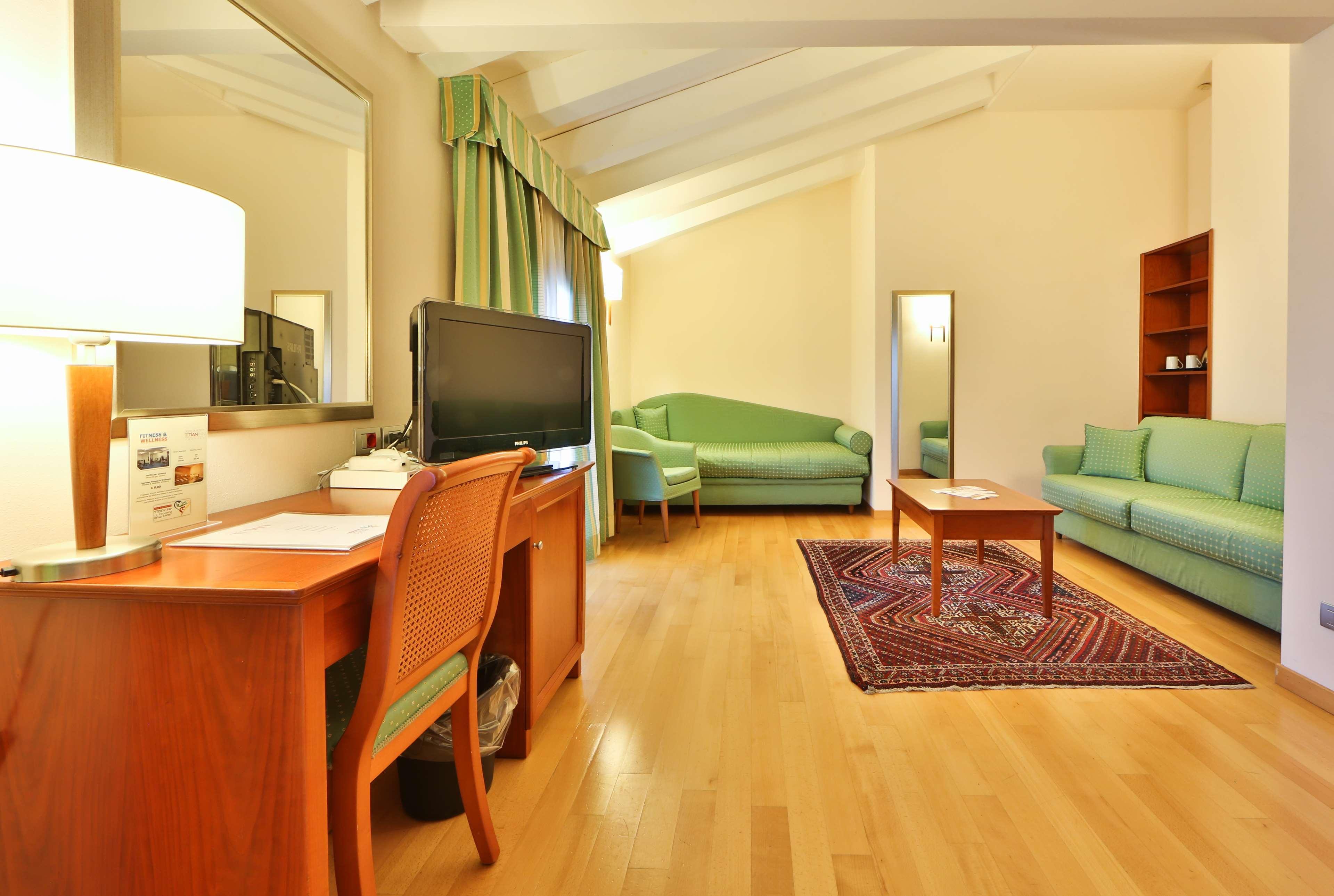 Best Western Titian Inn Hotel Treviso Silea Exterior photo