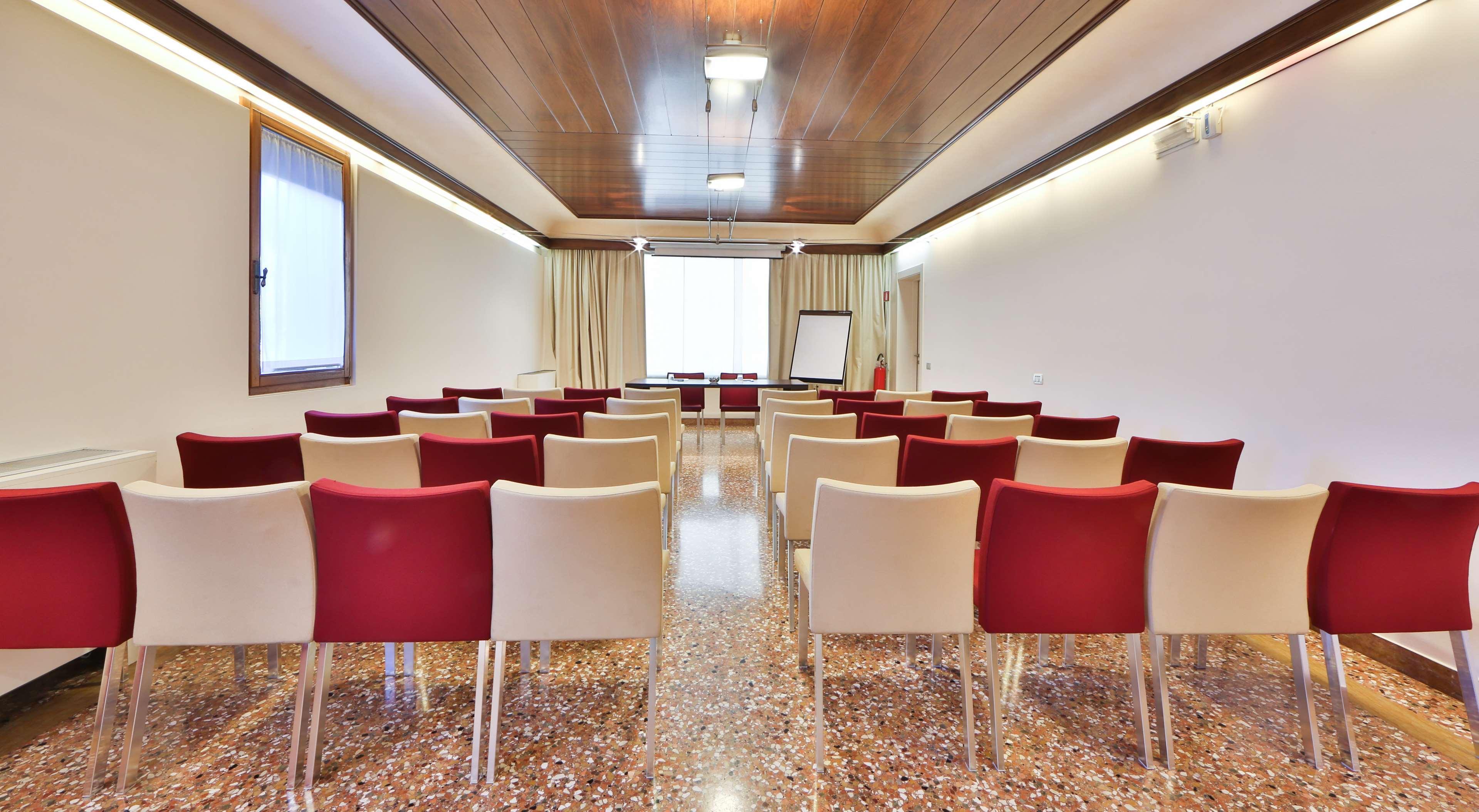 Best Western Titian Inn Hotel Treviso Silea Exterior photo