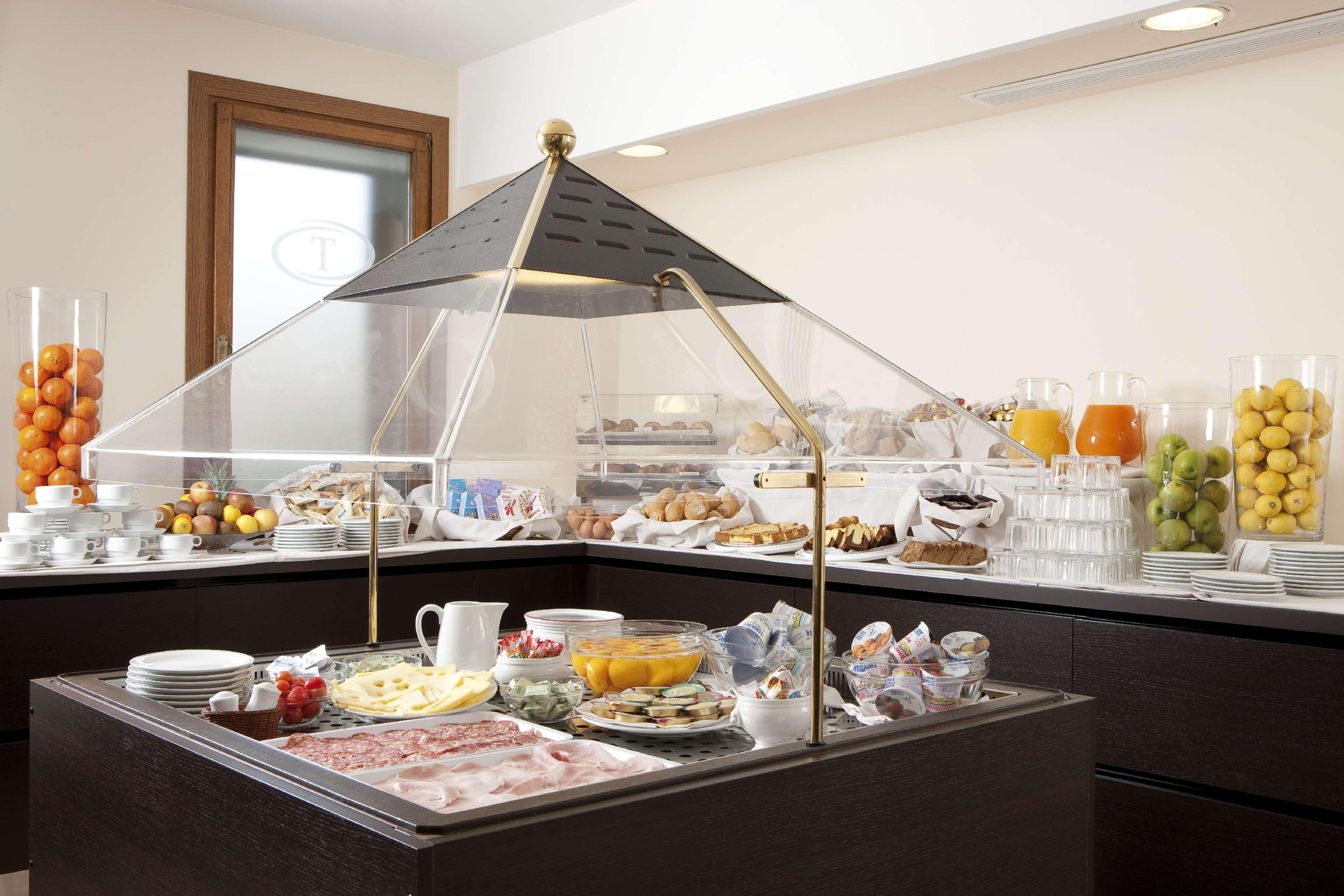 Best Western Titian Inn Hotel Treviso Silea Restaurant photo